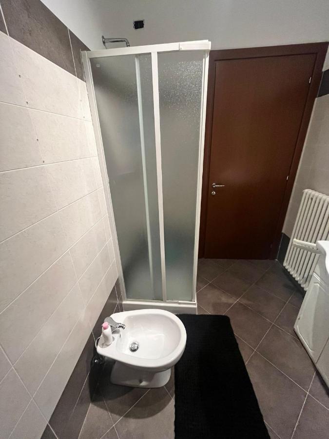 Home Sarenji Trivolzio Экстерьер фото
