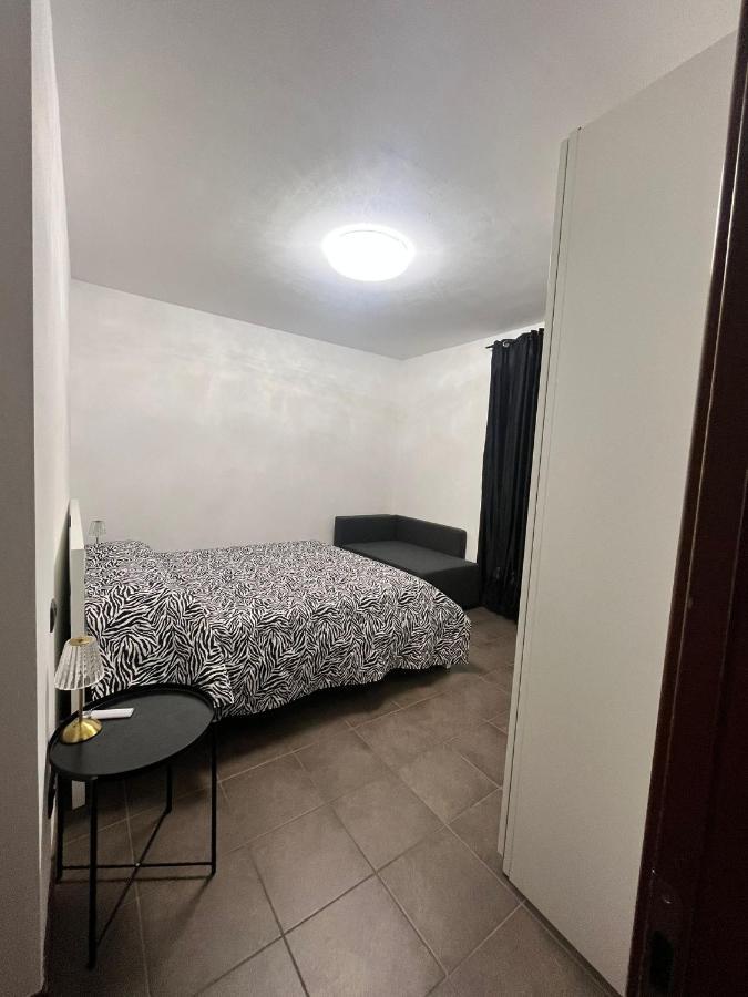 Home Sarenji Trivolzio Экстерьер фото