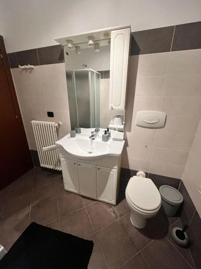 Home Sarenji Trivolzio Экстерьер фото
